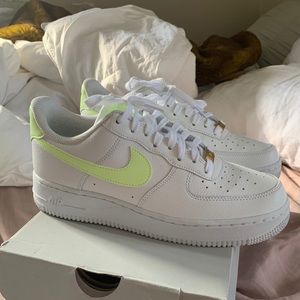 Women’s Air Force 1 Low ‘Barely Volt’